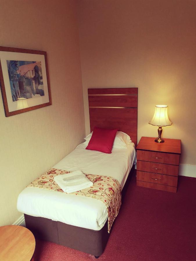 The Red Lea Hotel สการ์โบโรห์ ภายนอก รูปภาพ