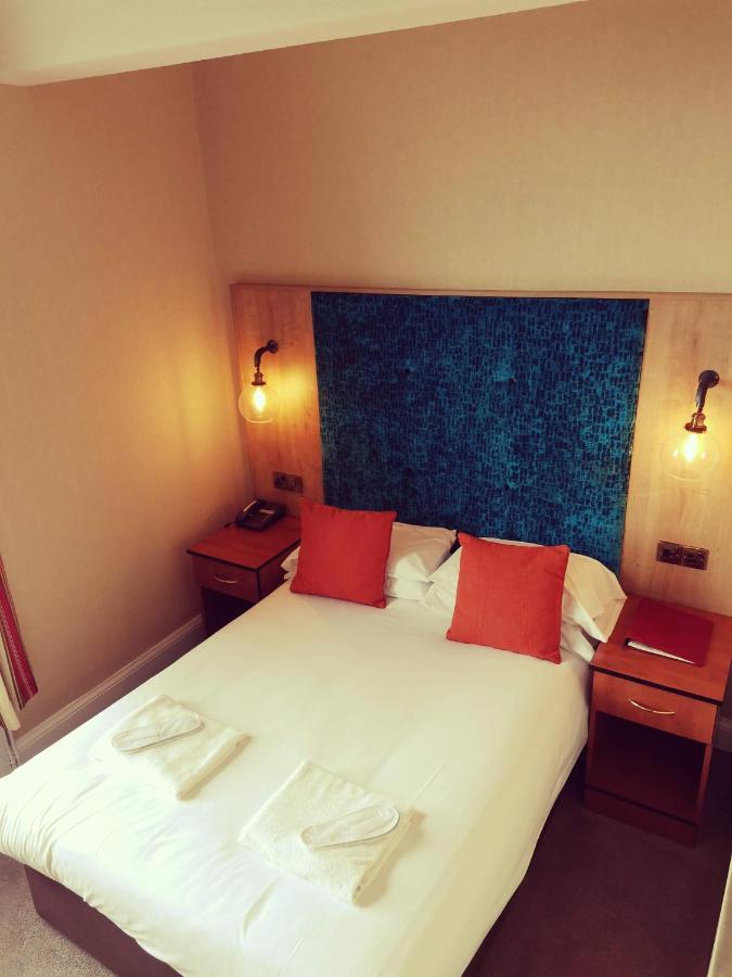 The Red Lea Hotel สการ์โบโรห์ ภายนอก รูปภาพ
